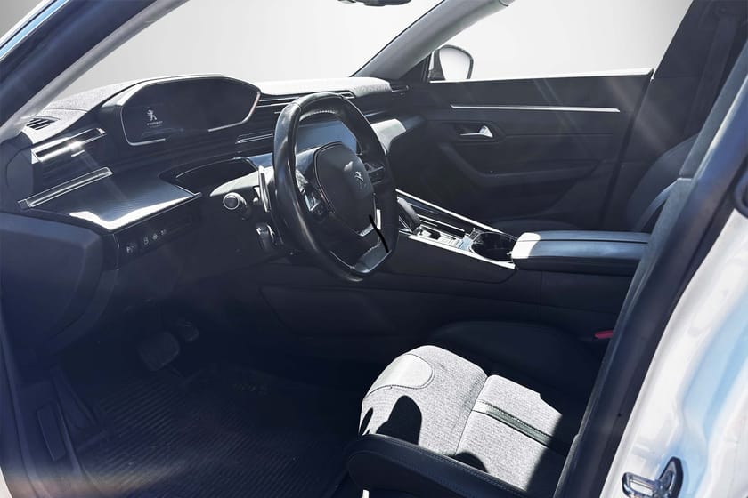 Bild 4 av Peugeot 508 SW Hybrid Plug-in Allure DRAG/ NYSERVAD/ B- KAMERA