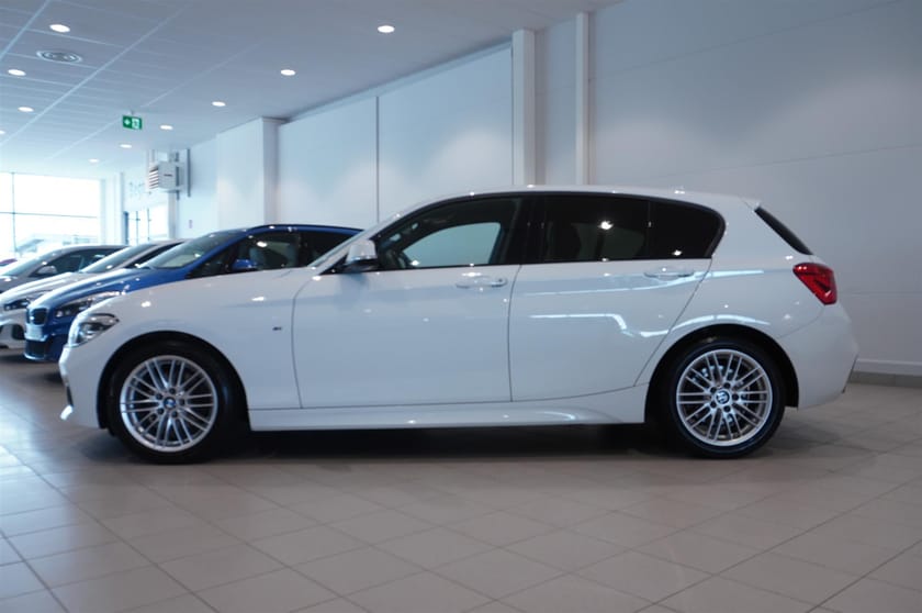 Bild 3 av BMW 120i 5dr M-Sport Automat Läder LED PDC