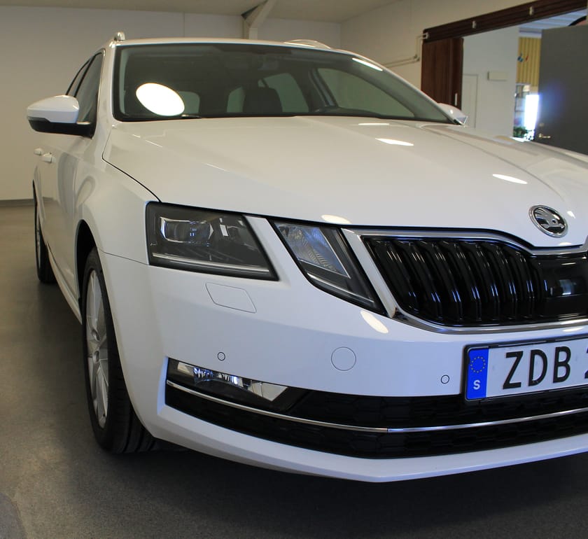 Bild 5 av Škoda Octavia Kombi 150 HK DSG |Drag|Väramre|Kamera|