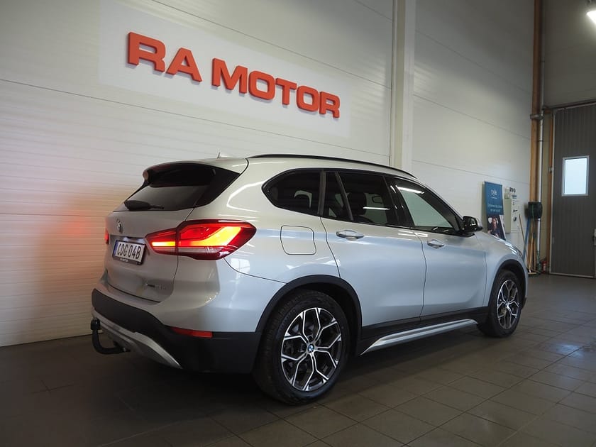 Bild 5 av BMW X1 xDrive25e Plug-in xLine Aut Navi Kamera Drag