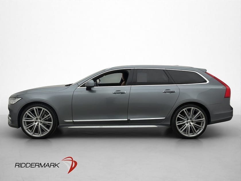 Bild 4 av Volvo V90 D5 AWD Inscription B&W 360° Skinn 4-Zon Drag
