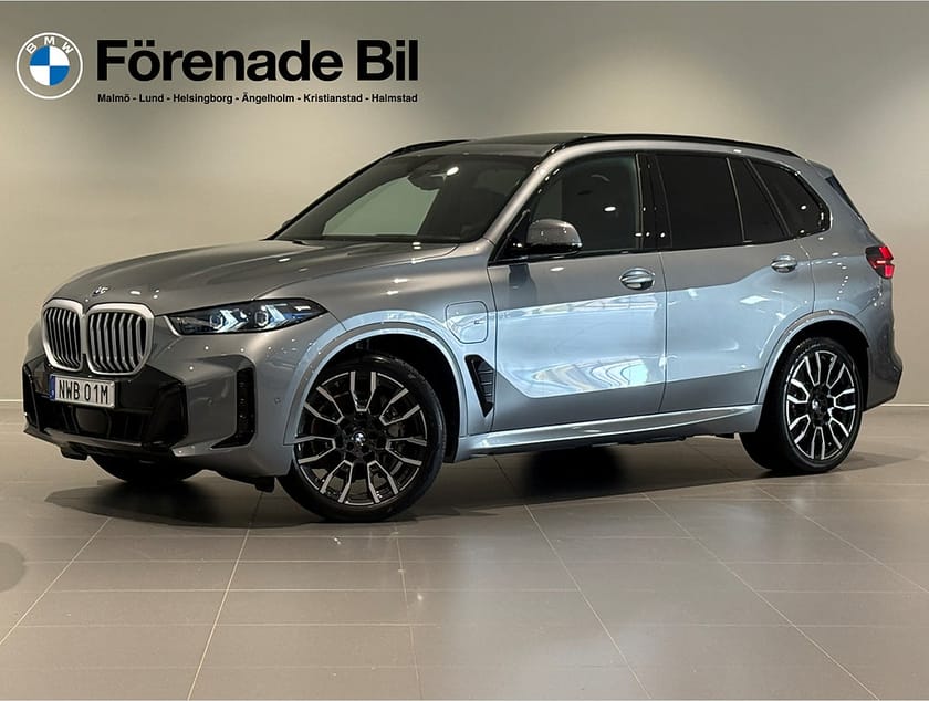 Bild 1 av BMW X5 xDrive50e M Sport Innovation Drag Adpt FartH H/K HuD
