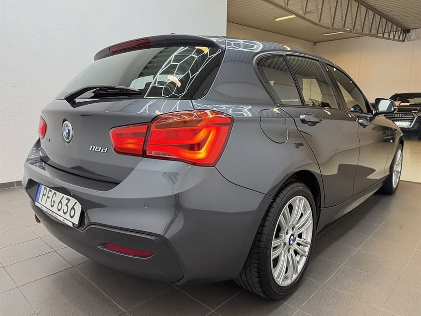 Bild 2 av BMW 118d xDrive 118 150hk M Sport 1 Brukare