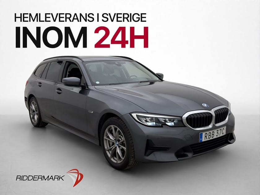 Bild 1 av BMW 330e xDrive Touring Sport line Navi CarPlay Cockpit