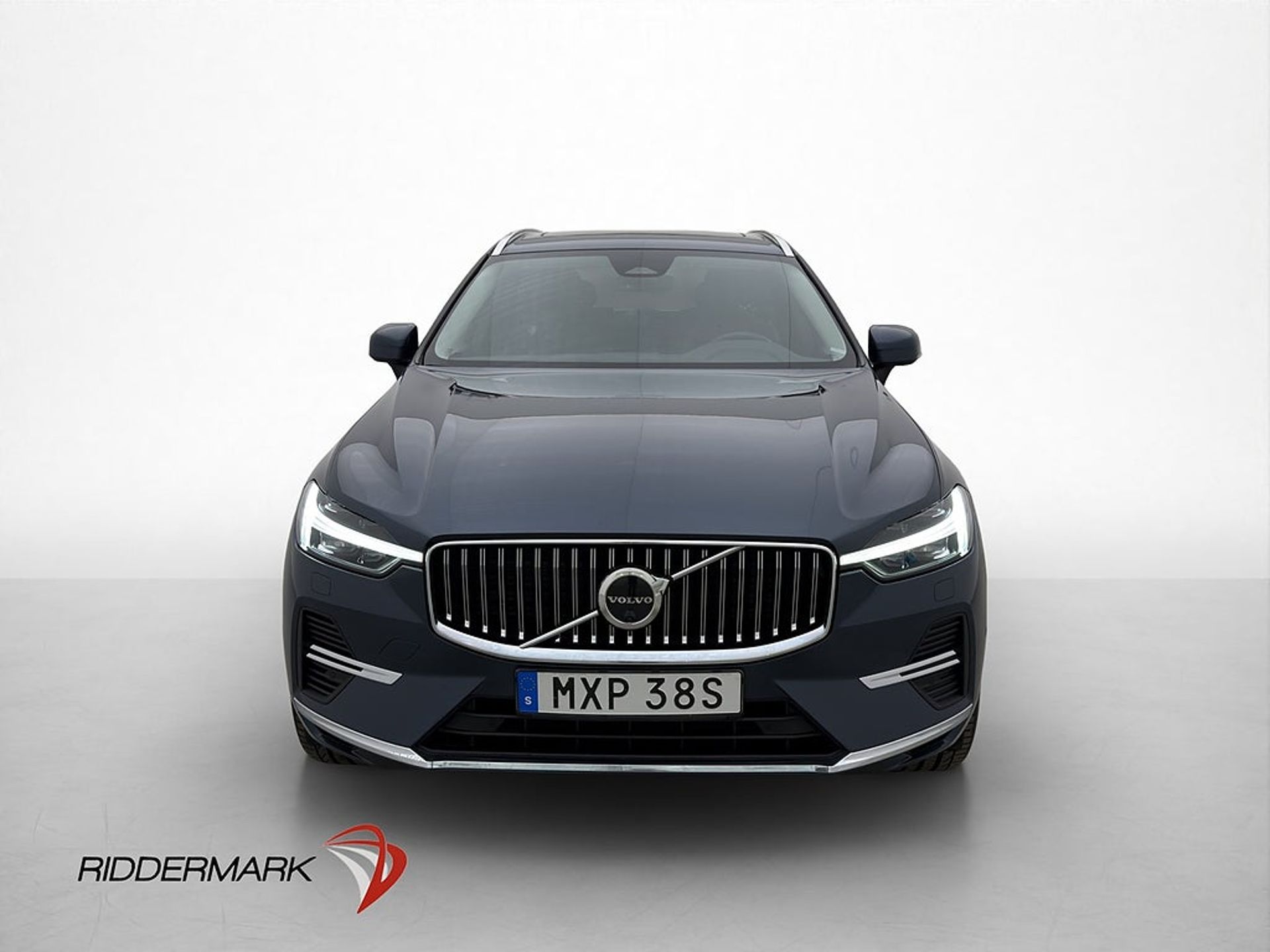 Volvo XC60 2023, bild 2/10