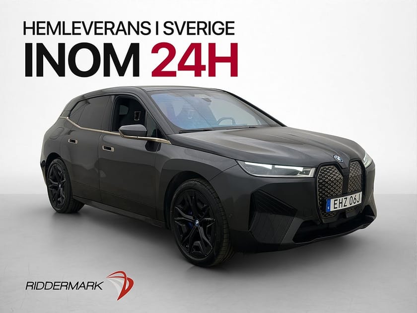 Bild 4 av BMW iX xDrive50 Sky B&W Luftfjädring Laser HUD 360° Drag