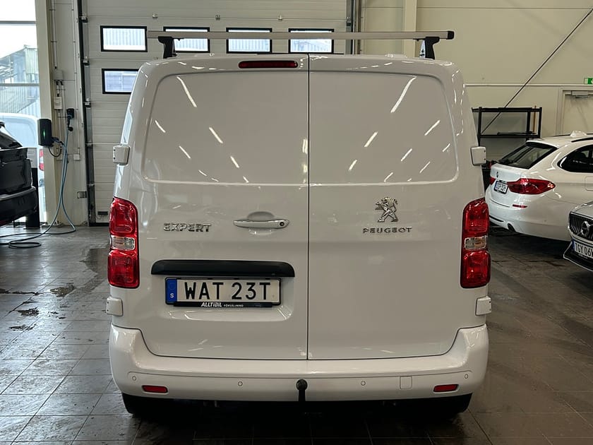 Bild 4 av Peugeot Expert Utökad Last L2 Pro+ 2.0 BlueHDi AUT Kamera/Värmare/Drag/Carplay