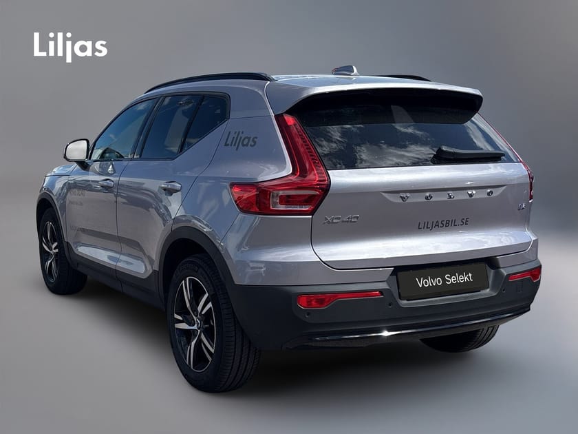 Bild 3 av Volvo XC40 B3 FWD Bensin Plus Dark