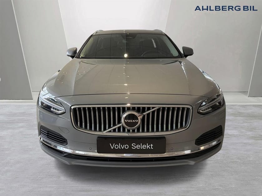 Bild 5 av Volvo V90 Recharge T6 Core Edition OUTLET II, Parkeringskamera Bak, Baklucka Elmanövrerad, Google Maps, Apple CarPlay