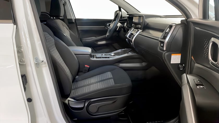 Bild 3 av Kia Sorento PHEV ACTION 265hk /Kamera/CarPlay/7sits