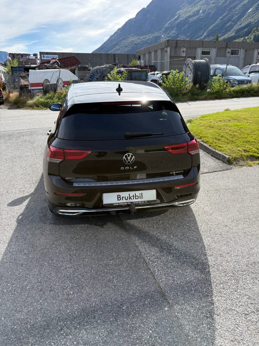 Bilde 3 av Volkswagen Golf eHybrid 8 style      dsg