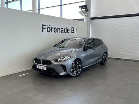 BMW M135 xDrive M135i fr. 4.395 kr/mån H/K 18" Rattvärme Sportstolar