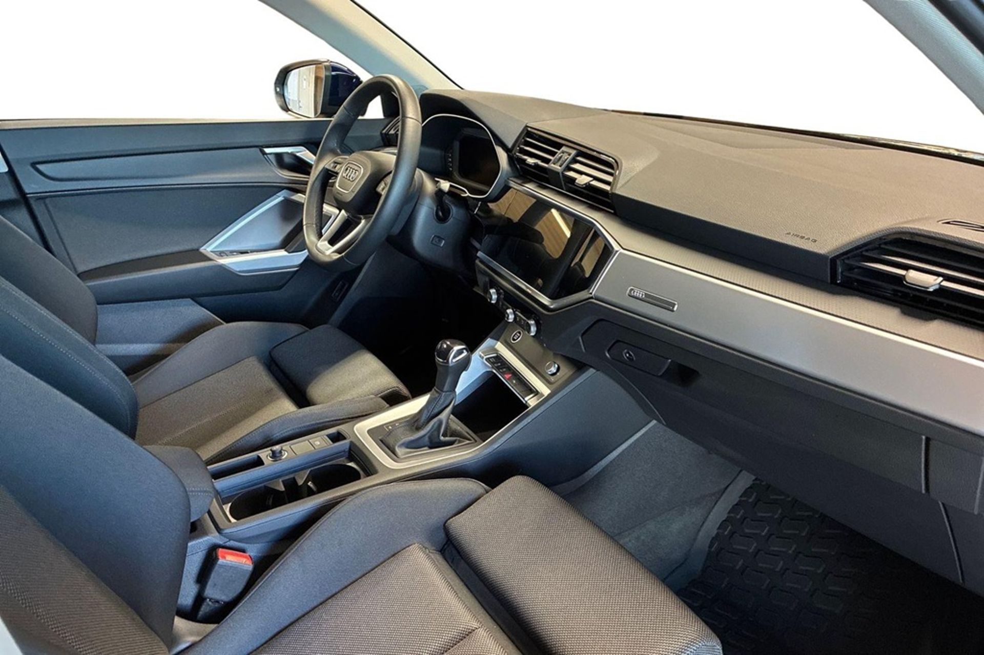 Audi Q3 2025, bild 6/10