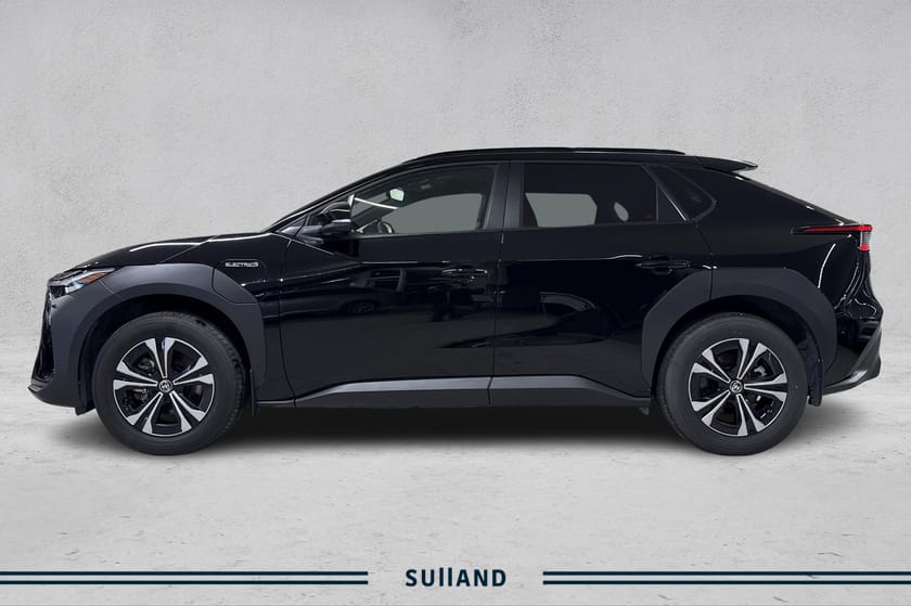 Bilde 2 av Toyota bZ4X AWD-i Active Tech - LED - Adaptiv cruise - Kamera +++