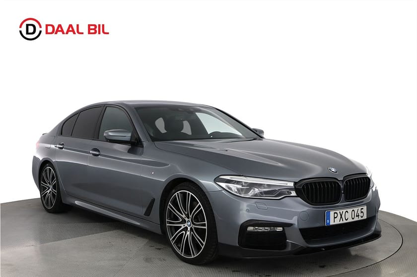Bild 3 av BMW 530d xDrive Sedan 265HK M-SPORT H/K® TAKLUCKA 360-KAM HUD