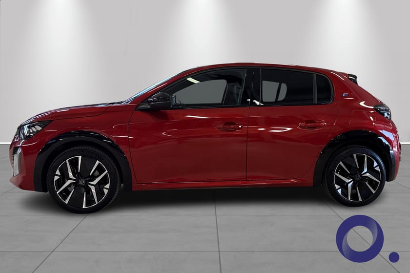 Bilde 2 av Peugeot e-208 GT|Panorama|Adaptiv Cruice|Carplay|lav km