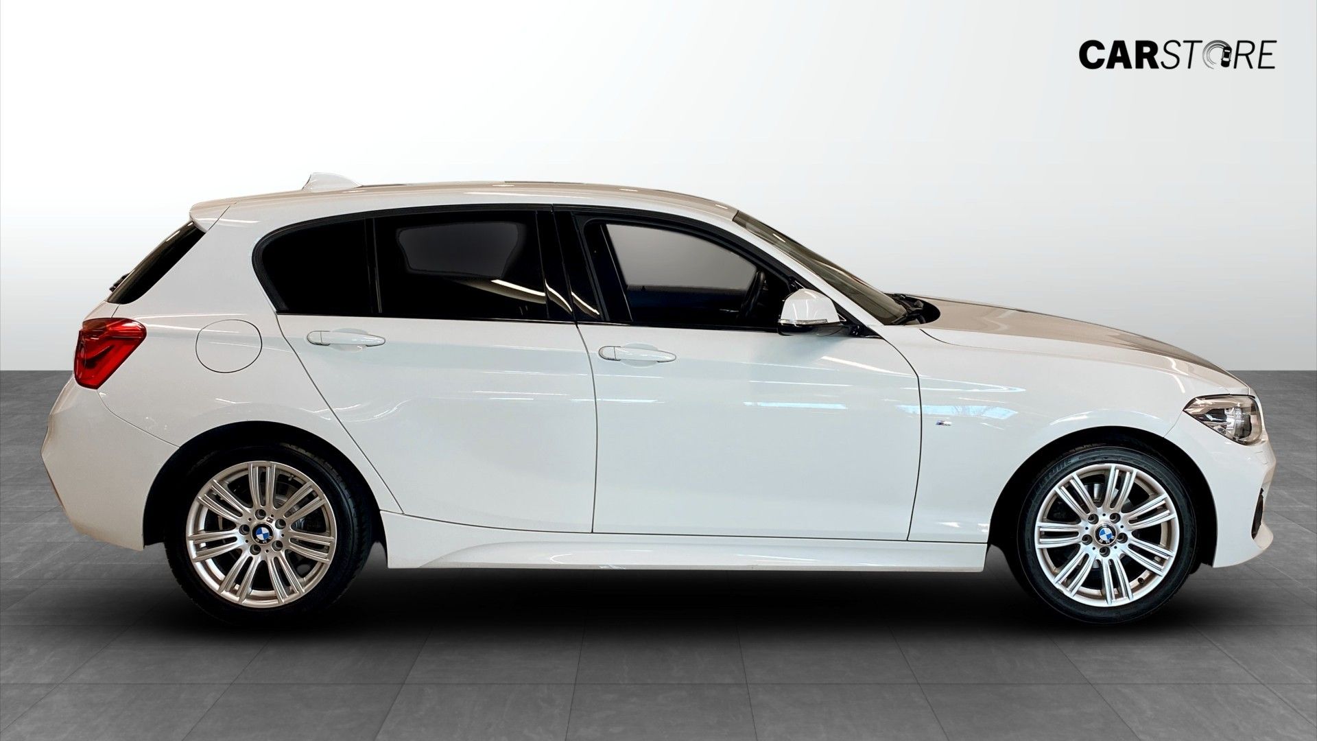 BMW 118 2017, bild 6/18