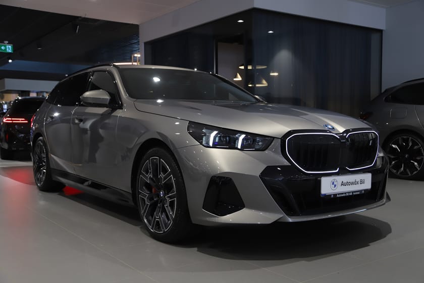 Bild 1 av BMW i5 xDrive40 Touring 