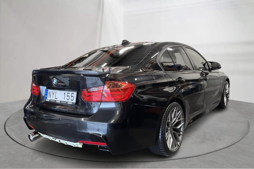 Bild 3 av BMW 330d xDrive Sedan