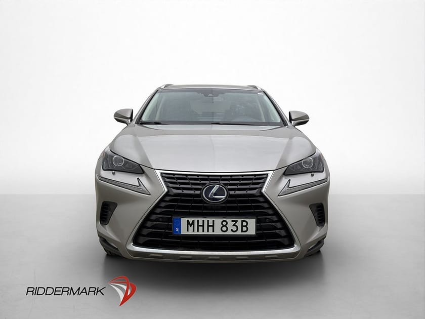 Bild 2 av Lexus NX 300h AWD E-CVT 197hk Executive B-Kamera Navi Skinn