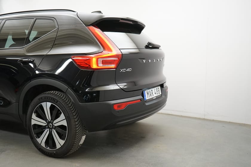 Bild 2 av Volvo XC40 Recharge T4 Plus Dark