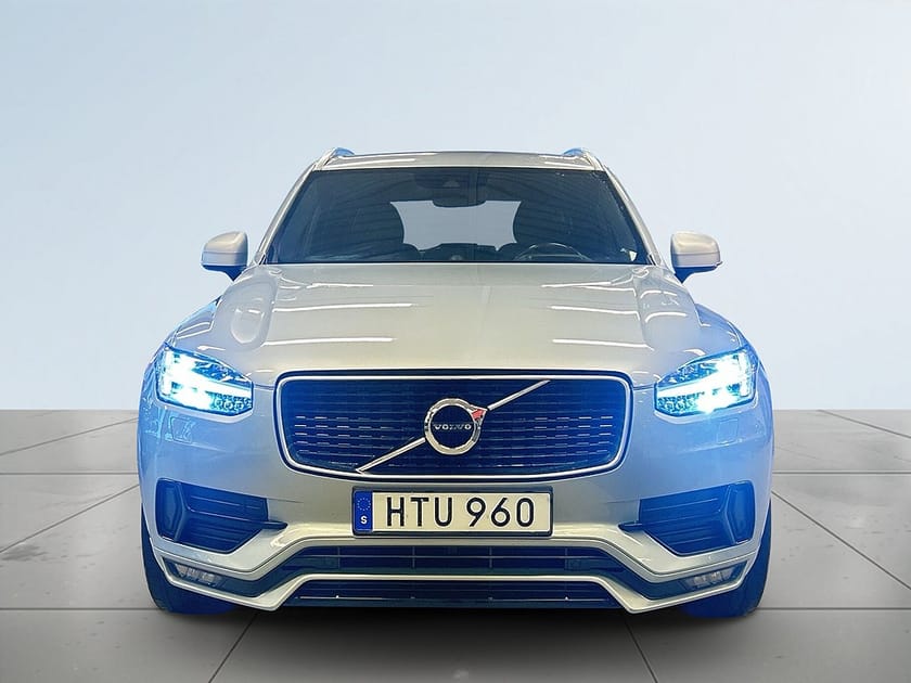 Bild 2 av Volvo XC90 T6 AWD R-Design Drag/BW/SoV-Däck/Kamera/Rattvärm/Elstol