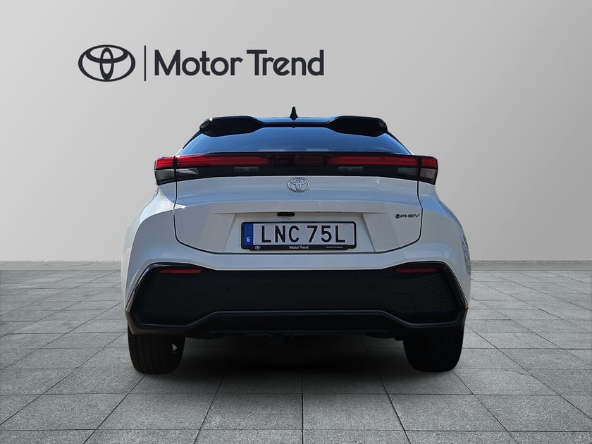 Bild 5 av Toyota C-HR PHEV 2,0 LADDHYBRID FWD EXECUTIVE KOMFORTPAKET, Dragkrok/vinterhjul