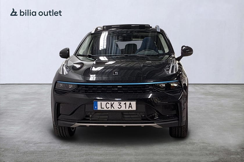 Bild 3 av Lynk & Co 01 PHEV DCT 261hk Panorama Navi INFINITY Backkamera