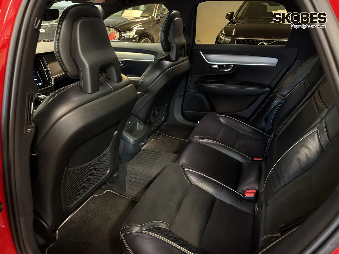 Volvo V90