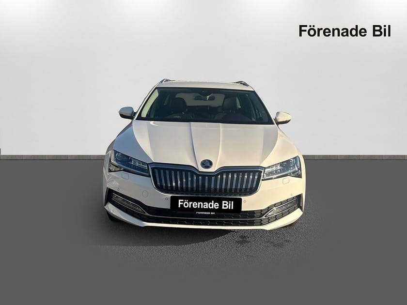 Bild 2 av Škoda Superb iV Kombi