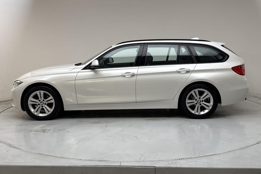 Bild 2 av BMW 318d xDrive Touring 318 Touring, F31 (143hk) Sport Line
