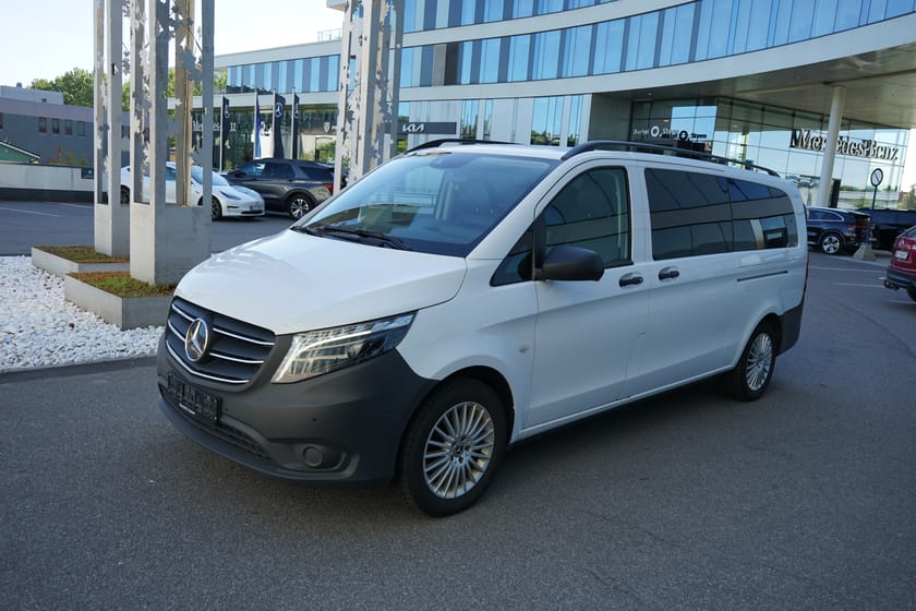 Bilde 3 av Mercedes-Benz V 300d 4MATIC 3.2t Vito 124 CDI Tourer 237 hk. 4x4 / 9 seter