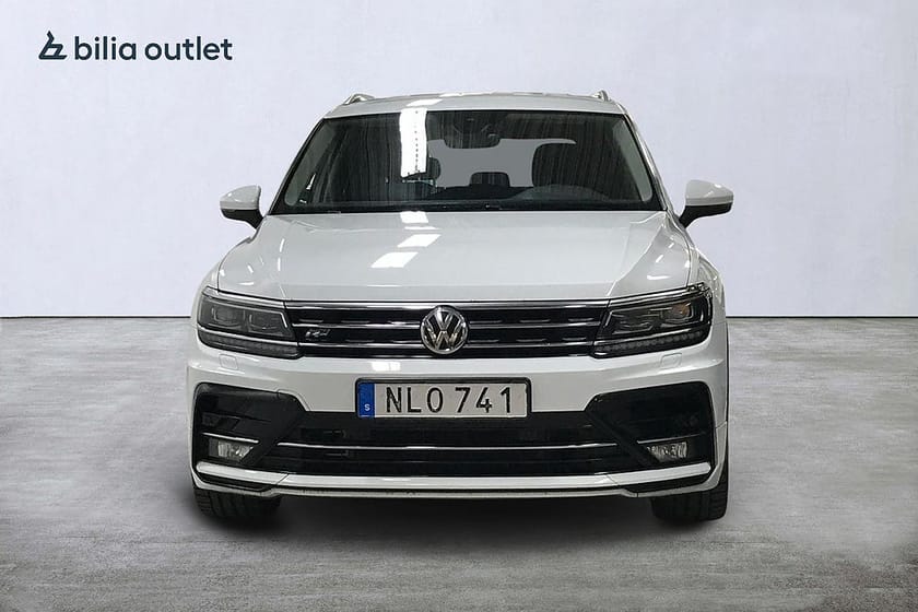 Bild 3 av Volkswagen Tiguan Allspace 7-sätes 2.0 TDI 4Motion R-Line 7-sits 190hk Cockpit Drag B-kam