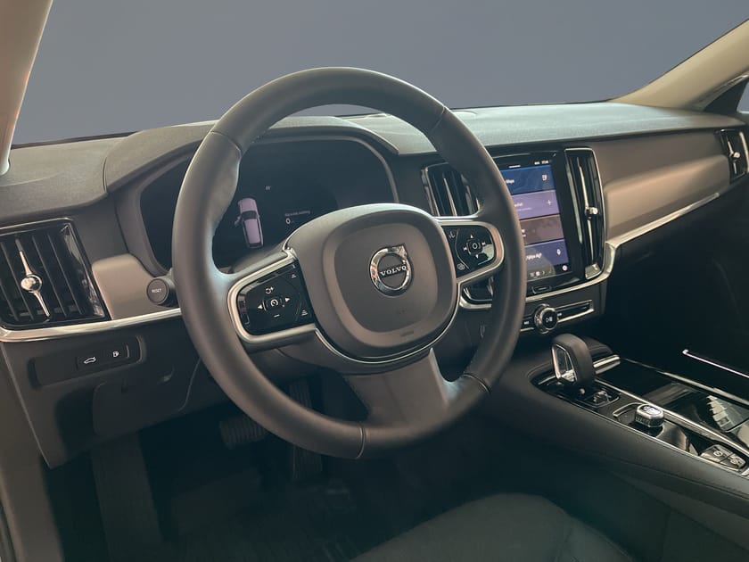 Bild 5 av Volvo V90 T6 AWD Core Edition//Kamera//Google//