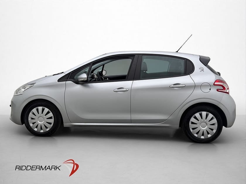 Bild 4 av Peugeot 208 5-dörrar 1.2 EGS 82hk Farthållare Bluetooth