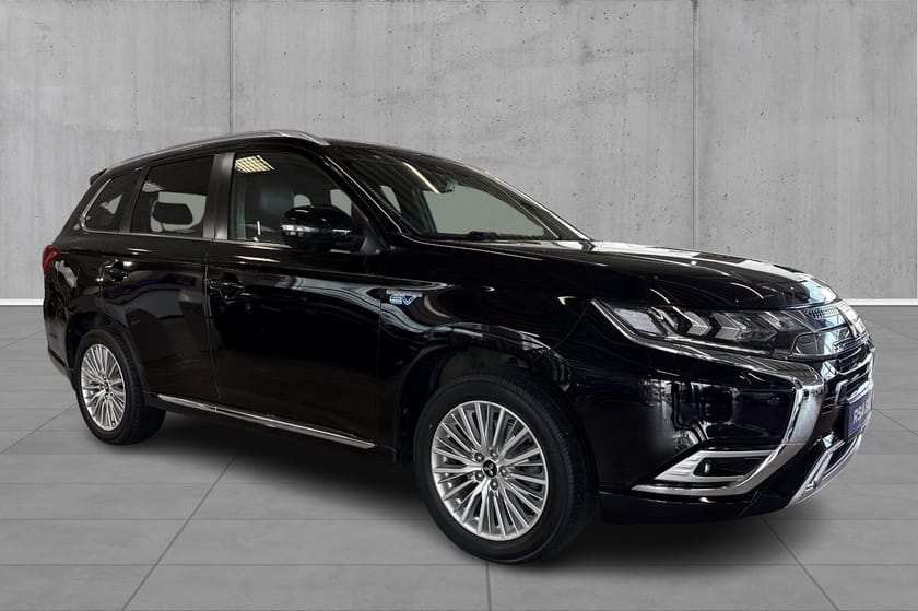 Bilde 4 av Mitsubishi Outlander PHEV Instyle+ AWD Skinn Rockford Fosgate 360+++