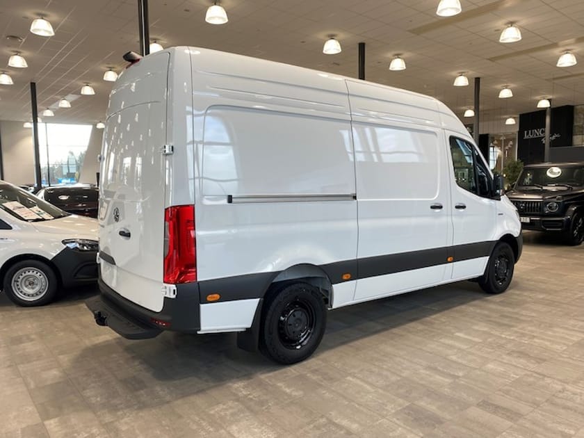 Bild 4 av Mercedes-Benz eSprinter 414 81 kWh SKÅP A2 PRO