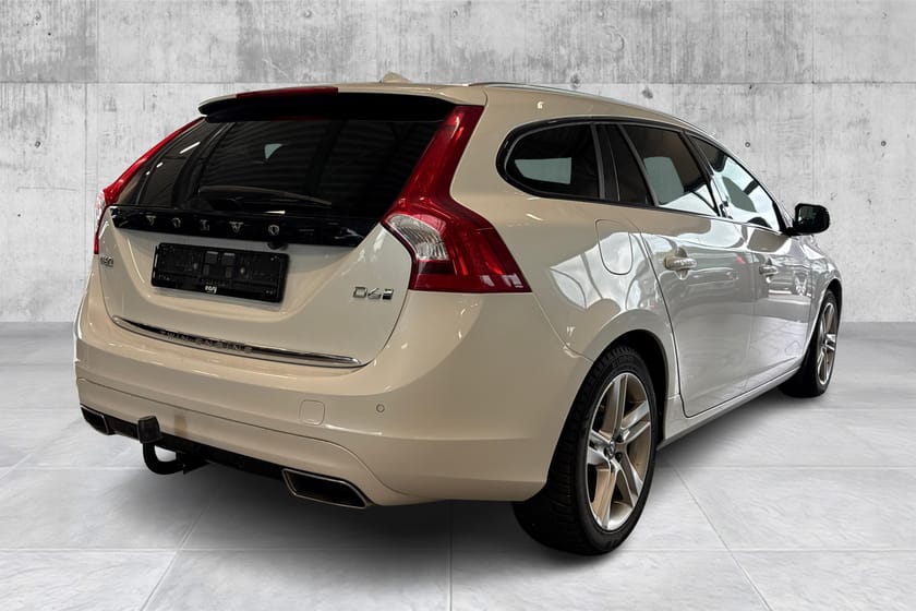 Bilde 5 av Volvo V60 D6 SE Plug in Hybrid /Krok/ACC/Keyless/R.kam/Navi PRO