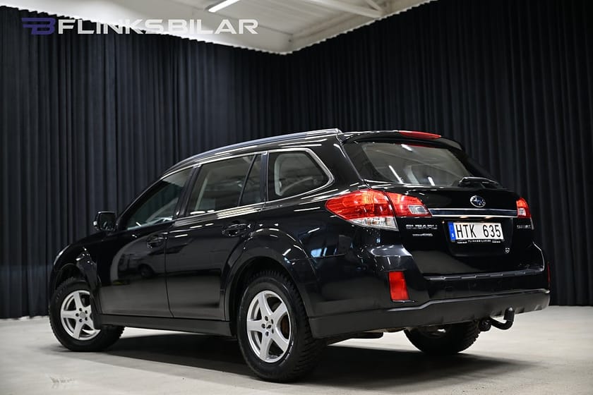 Bild 4 av Subaru Outback 2.5 4WD 167hk | Business | Automat | M&K | Dragkrok