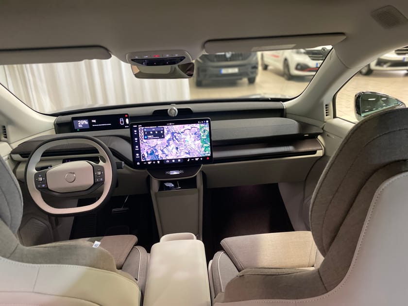 Bild 2 av Volvo EX60 P10 AWD (Test Vehicle) Ultra