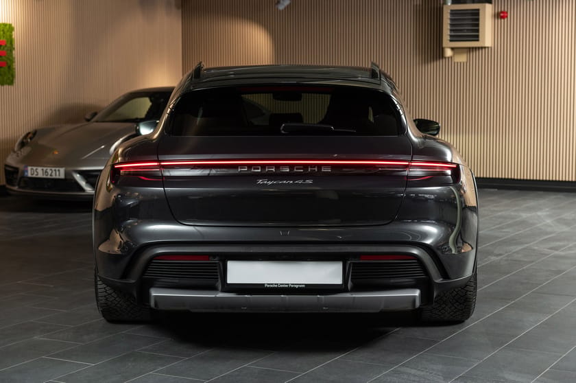 Bilde 5 av Porsche Taycan 4S Cross Turismo Sport-Chrono/18-vei/Bose/ACC/Matrix/+
