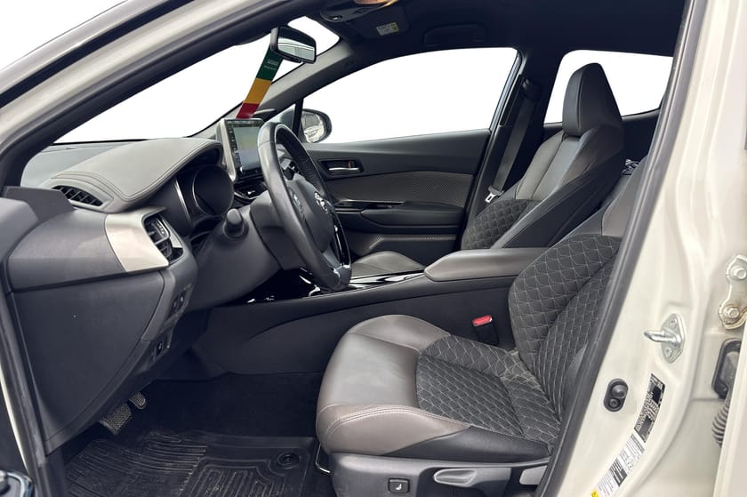 Bilde 3 av Toyota C-HR Hybrid Supreme Tech I Kompl. service I H.feste