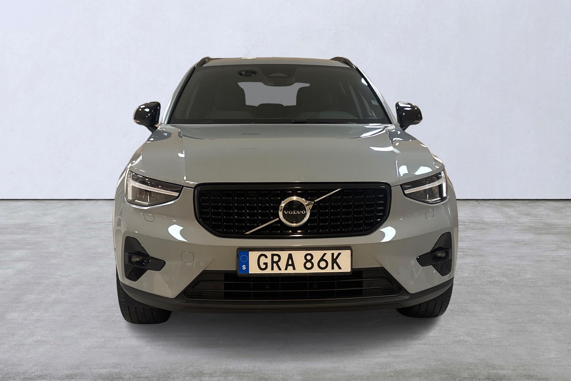 Volvo XC40 B3 FWD Bensin Plus Dark 2025, bild 7/10