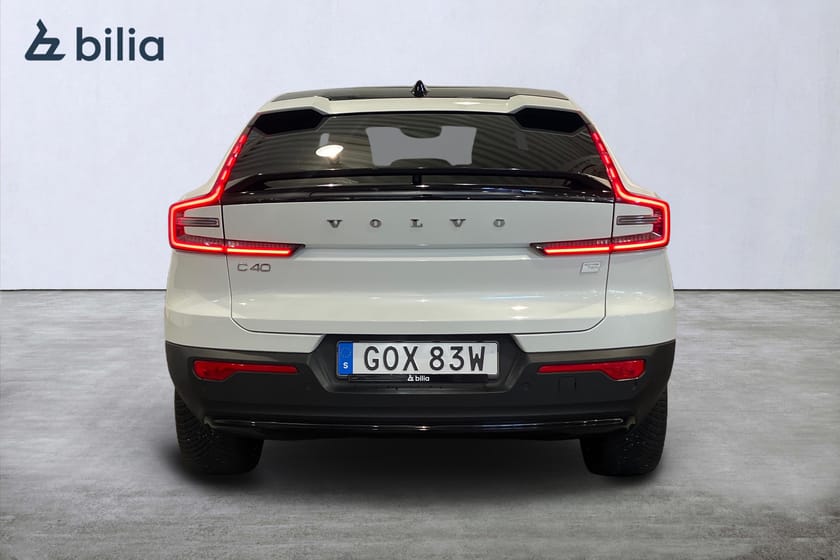 Bild 5 av Volvo C40 Recharge Twin Ultimate Mörkt tonade rutor 5 st Dragkrok halvautomatisk