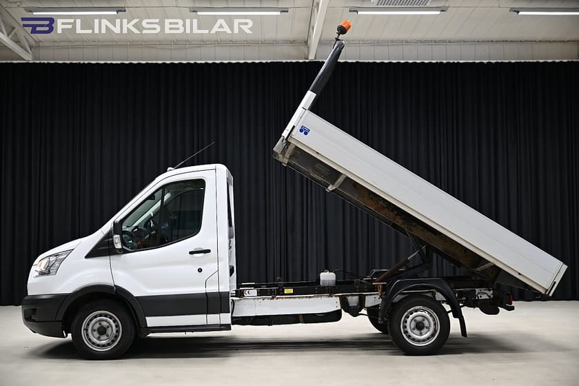 Bild 4 av Ford Transit 310 Chassi Cab 2.2 TDCi 125HK Flak|Tippflak|Drag|Dieselvärmare|Leasbar