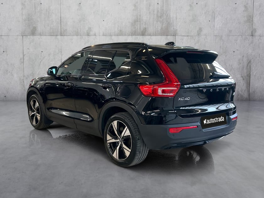 Bilde 4 av Volvo XC40 Recharge P8 AWD Twin 408 hk AWD, Sort skinn, 360` kamera, H.Feste, mm