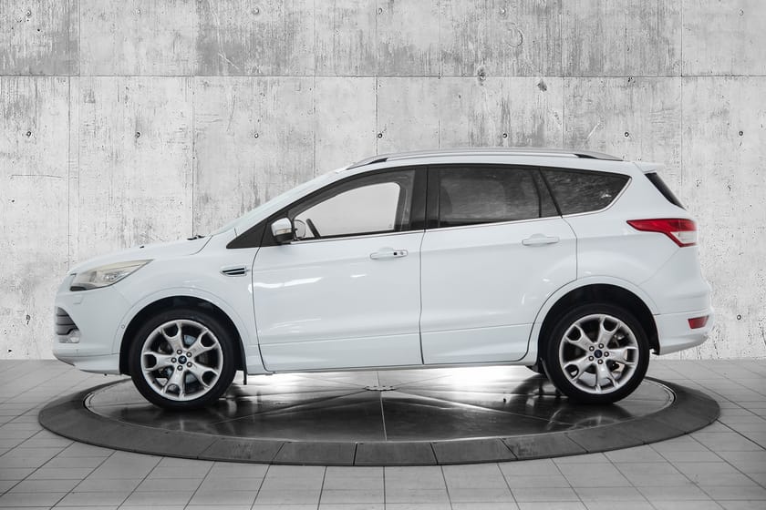 Bilde 2 av Ford Kuga 155 500 km | 140 hk | AWD | Panorama | Skinn | Krok