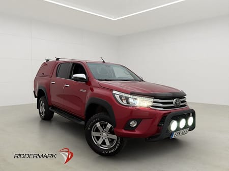 Toyota Hilux Dubbelhytt Premium 2.4 AWD Drag B-Kam Skinn Diff Kåpa Moms