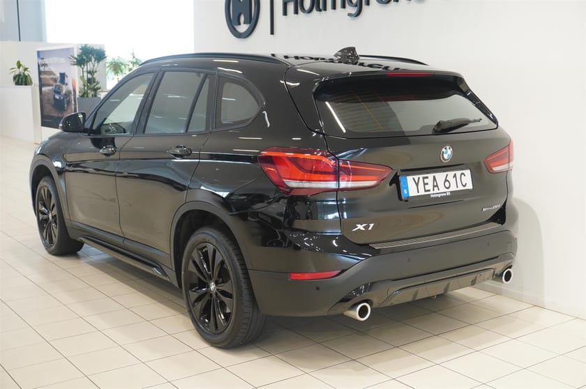 Bild 4 av BMW X1 sDrive20i Navi Head-Up Sportstol LED Drag BSI