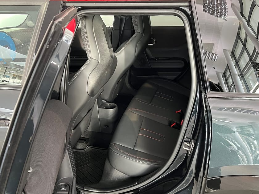Bild 5 av MINI Cooper S JCW 5 dr Panorama HUD H/K Paket XL Komfortöppning